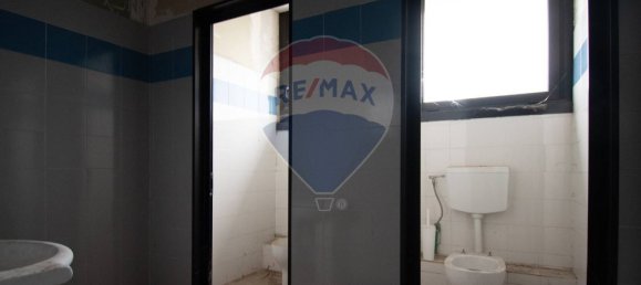 3 rooms Office in Brescia, Italy No. 145137 13