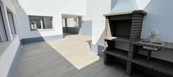 4 bedrooms House in Costa da Caparica, Portugal No. 99915 37