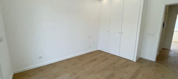 4 bedrooms House in Costa da Caparica, Portugal No. 99915 17