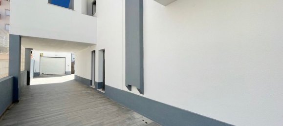 4 bedrooms House in Costa da Caparica, Portugal No. 99915 40