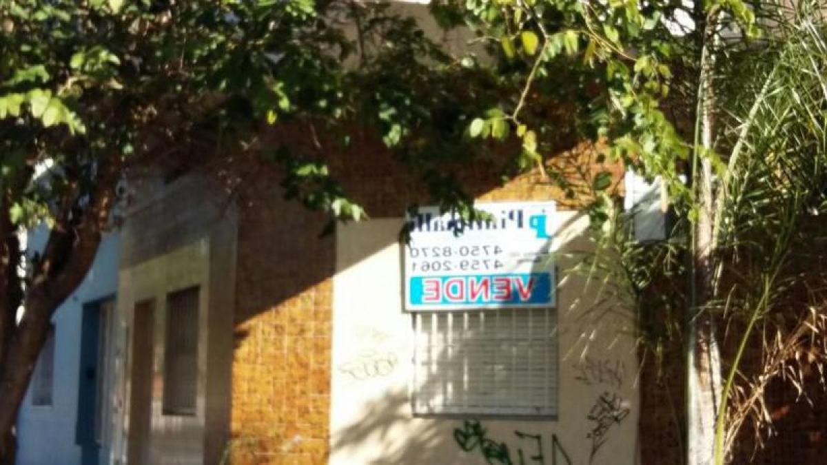 Дом с 5 спальнями в Трес де Фебреро, Аргентина № 18528