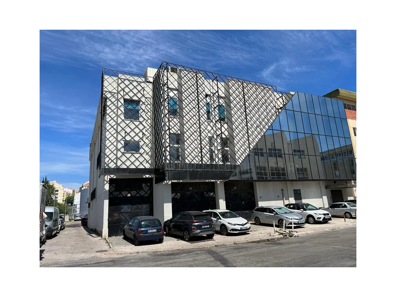 Almacén en Loures, Portugal 4830 m² No. 85308