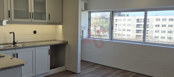 3 bedrooms Apartment in Lousada, Portugal No. 11539 7