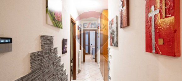 2 bedrooms Apartment in Boretto, Italy No. 282265 10
