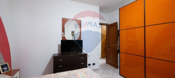 2 bedrooms Apartment in Boretto, Italy No. 282265 17