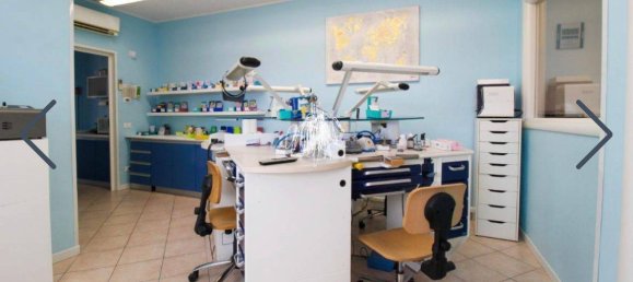 3-Zimmer Gewerbliche Immobilie in Capriolo, Italy, Nr. 171614 3