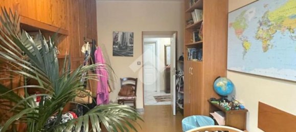 2 Schlafzimmer Wohnung in Velletri, Italy, Nr. 263324 10