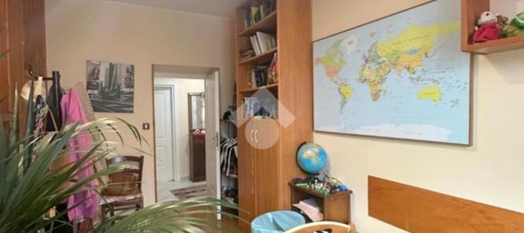 2 Schlafzimmer Wohnung in Velletri, Italy, Nr. 263324 9