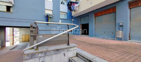 110m² Commercial property in Basque Autonomous Community, Spain No. 163294 3
