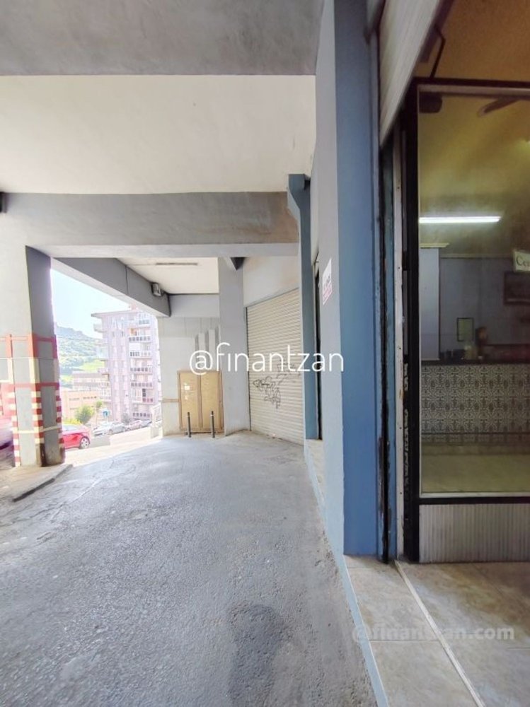 110m² Commercial property in Basque Autonomous Community, Spain No. 163294