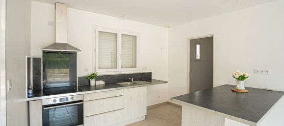 4 bedrooms Villa in Occitanie, France No. 315689 3