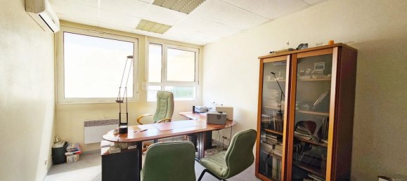 Коммерческая недвижимость с 10 комнатами в Лан, Франция № 89938 7