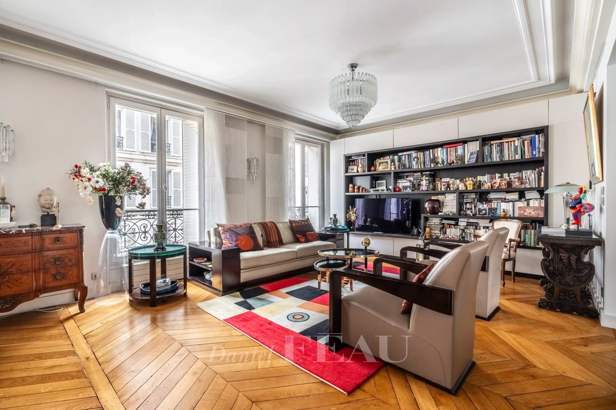 Apartamento de 3 dormitorios en Neuilly-sur-Seine, France No. 167339