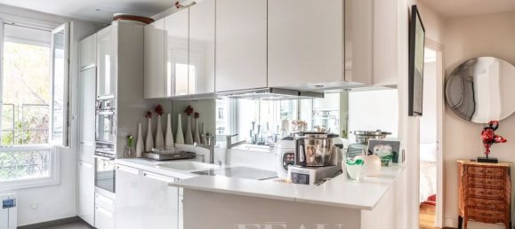 Apartamento de 3 dormitorios en Neuilly-sur-Seine, France No. 167339 8