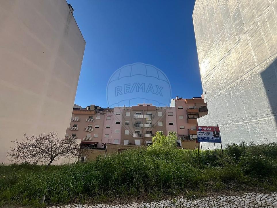 Terreno em Torres Novas, Portugal 1440 m² N.º 315203