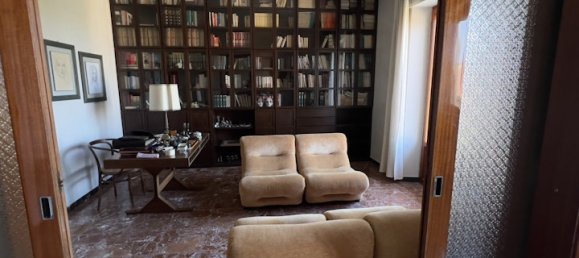 Apartamento de 3 dormitorios en Fermo, Italy No. 328120 2