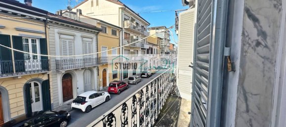 12-salle Maison à Viareggio, Italy No. 48014 38