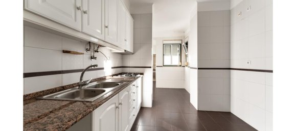 2 Schlafzimmer Wohnung in Lisbon, Portugal, Nr. 115710 12