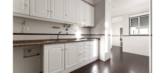 2 Schlafzimmer Wohnung in Lisbon, Portugal, Nr. 115710 13