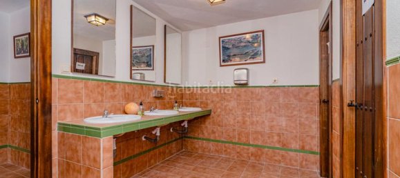 2000m² Building in Huetor Vega, Spain No. 169011 26