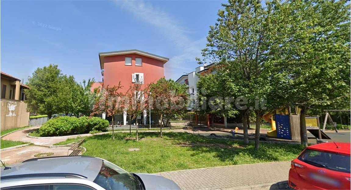 Studio à Besana in Brianza, Italy No. 350117