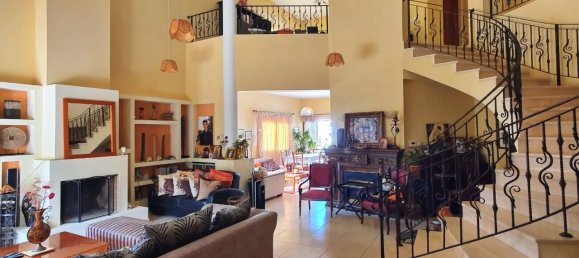 5 bedrooms House in Chloraka, Cyprus No. 9796 8