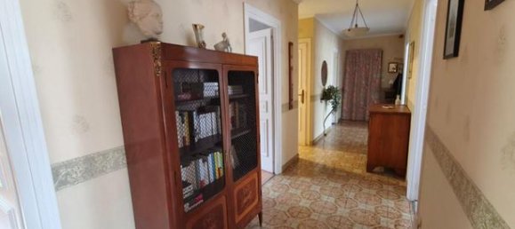 Apartamento de 3 dormitorios en Echirolles, France No. 290540 6