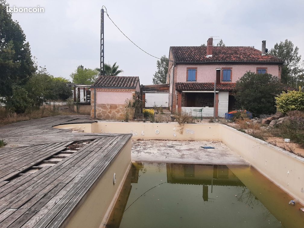 5 bedrooms House in Albi, France No. 321385