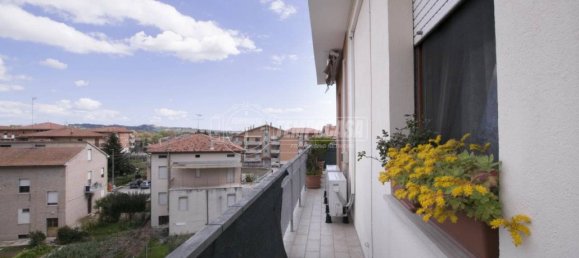 4 bedrooms Apartment in Morrovalle, Italy No. 115156 24