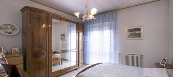 4 bedrooms Apartment in Morrovalle, Italy No. 115156 11