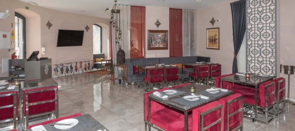 Bâtiment à Oeiras, Portugal 150m² No. 98861 2