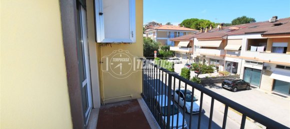 4 bedrooms Apartment in Porto San Giorgio, Italy No. 352039 17