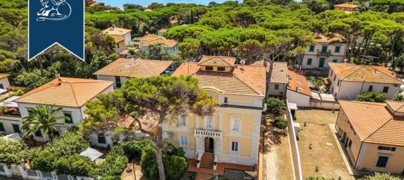 12 bedrooms Villa in Rosignano Marittimo, Italy No. 381086 3