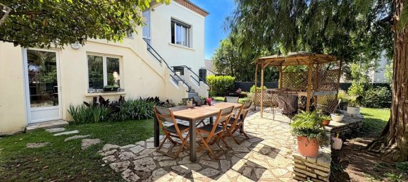 4 bedrooms House in Bergerac, France No. 335898 6