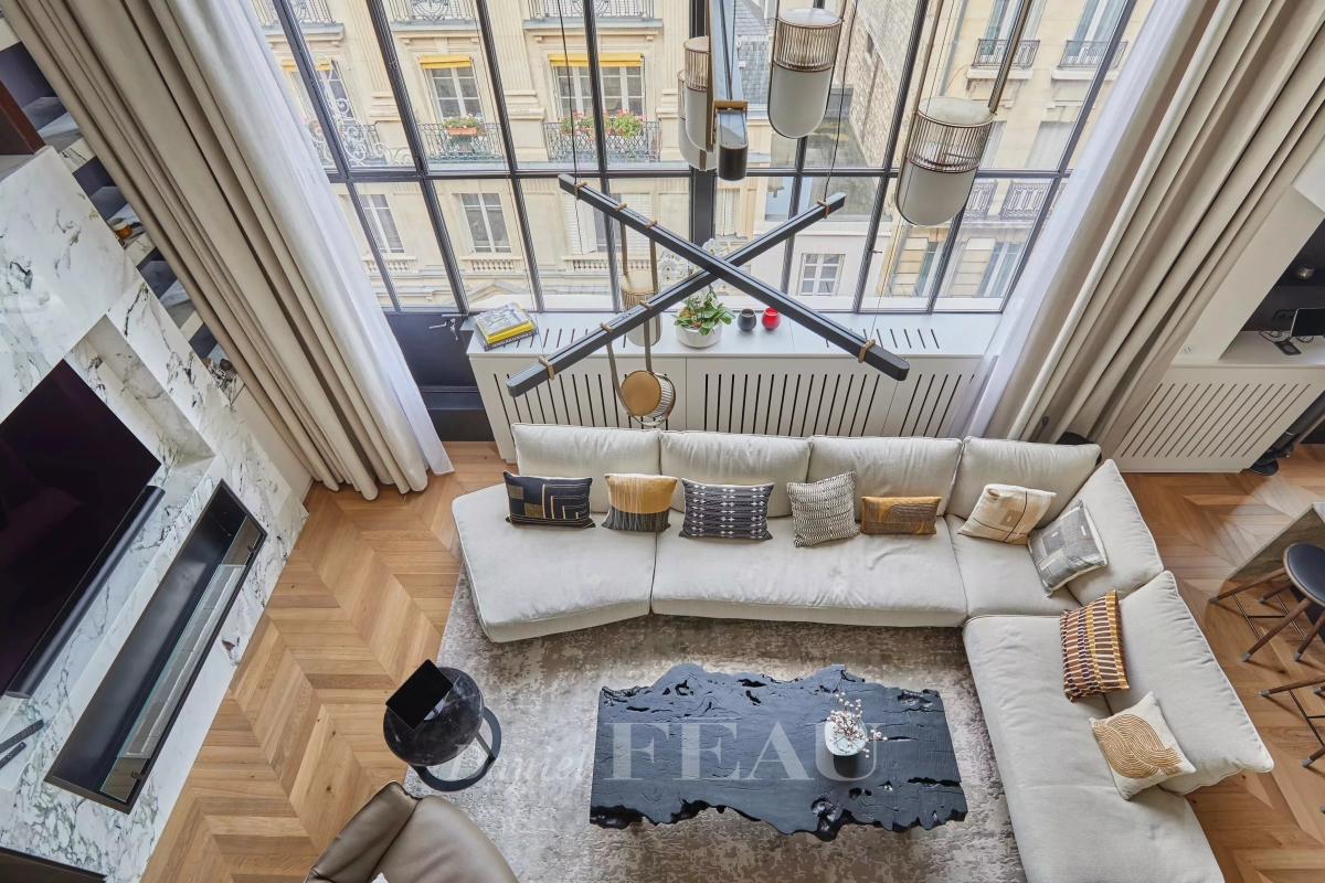 4 rooms Duplex in Paris, France No. 180114
