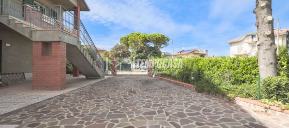 5 rooms House in Riccione, Italy No. 305140 25