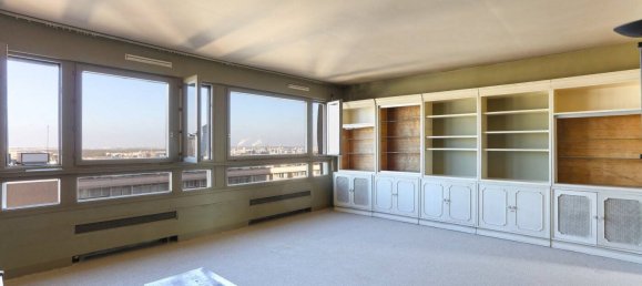 1 bedroom Apartment in Paris, France No. 169002 3