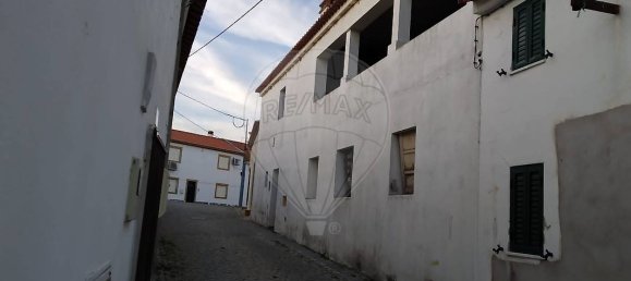3 bedrooms House in Crato, Portugal No. 22811 3