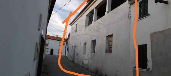 3 bedrooms House in Crato, Portugal No. 22811 2