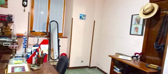 Casa de 5 habitaciónes en Gazzola, Italy No. 178082 44