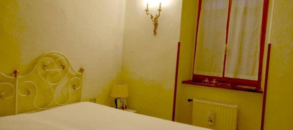 Casa de 5 habitaciónes en Gazzola, Italy No. 178082 3