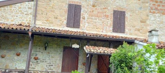 Casa de 5 habitaciónes en Gazzola, Italy No. 178082 26