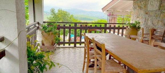 Casa de 5 habitaciónes en Gazzola, Italy No. 178082 30