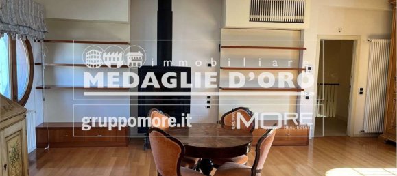 7-salle Penthouse à Modena, Italy No. 20789 19