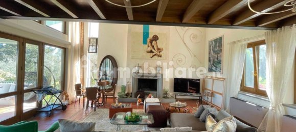 6 bedrooms Villa in Buggiano, Italy No. 45950 12