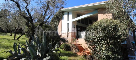 6 bedrooms Villa in Buggiano, Italy No. 45950 13