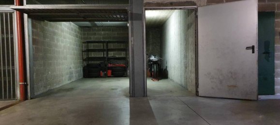 24m² Garage in Milan, Italy No. 247263 3