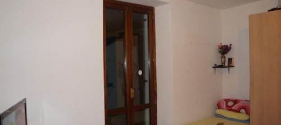 4-Zimmer Wohnung in Cosenza, Italy, Nr. 109742 3