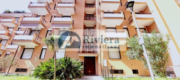 3-salle Appartement à San Bartolomeo al Mare, Italy No. 267561 29