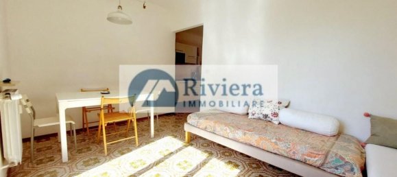 3-salle Appartement à San Bartolomeo al Mare, Italy No. 267561 9